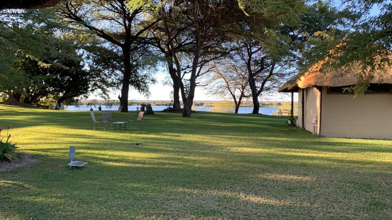Big 5 Toro Lodge Kasane Luaran gambar